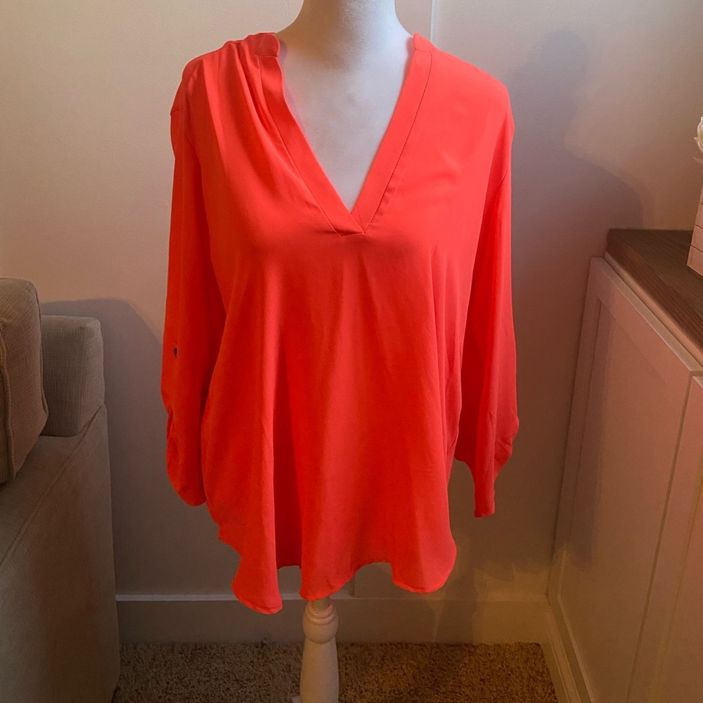 Women’s designer top Size M